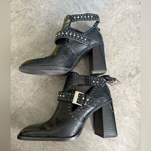 🛍️ZARA LIMITED EDITION Black Studded Women's Heeled BOOTS
